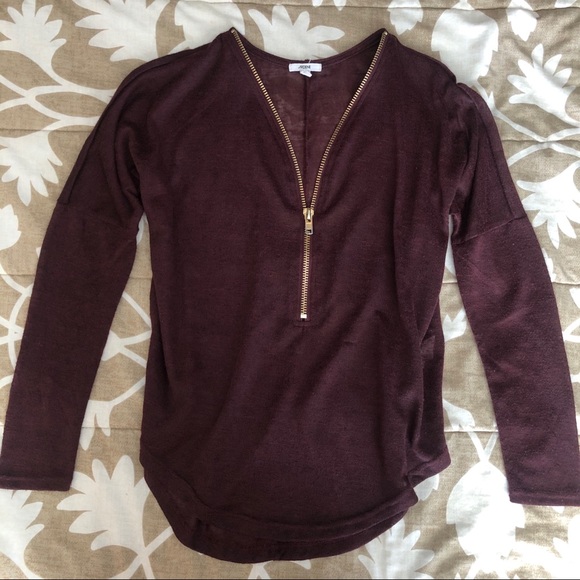 Ladies Top - Picture 1 of 1